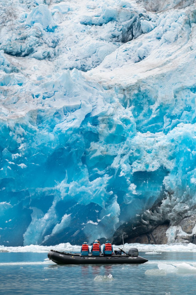 03_waterline_zodiac-glacier-wall