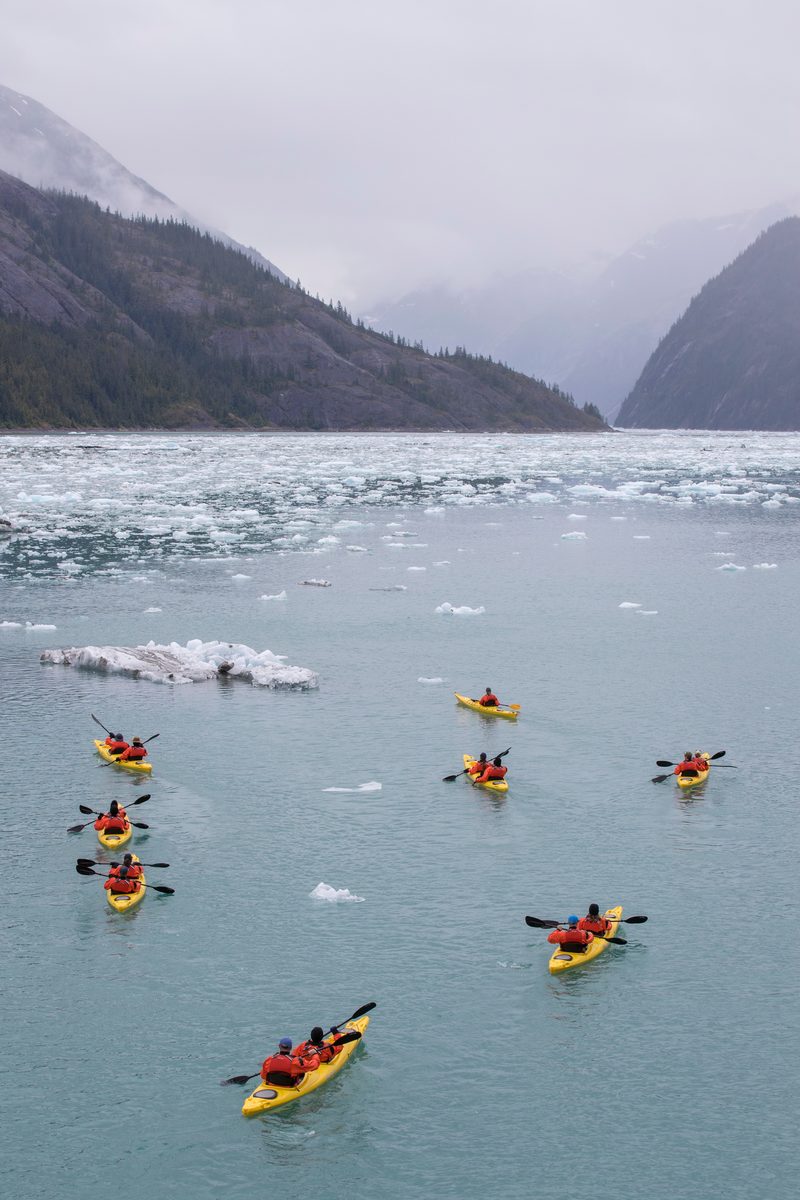 17_reserve_kayaking-group-endicott-arm