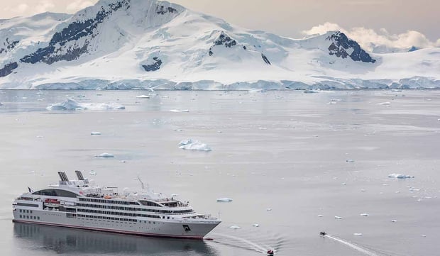 A_and_K-Antarctica-Luxury