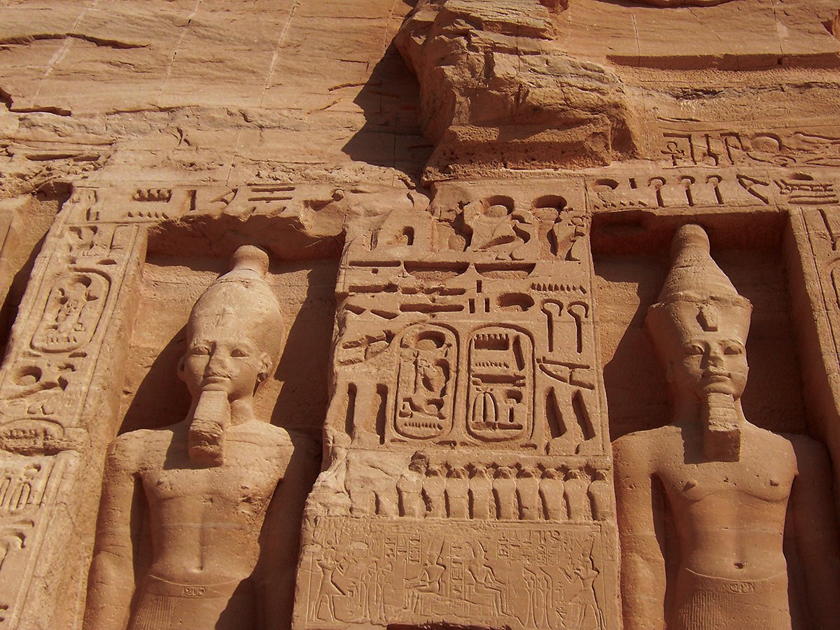 Aswan, Egypt_2025-12-29_19-51-52