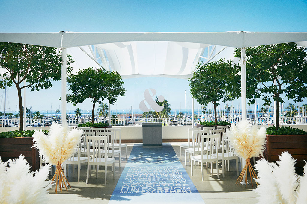 Waikiki Wedding at The Modern Honolulu