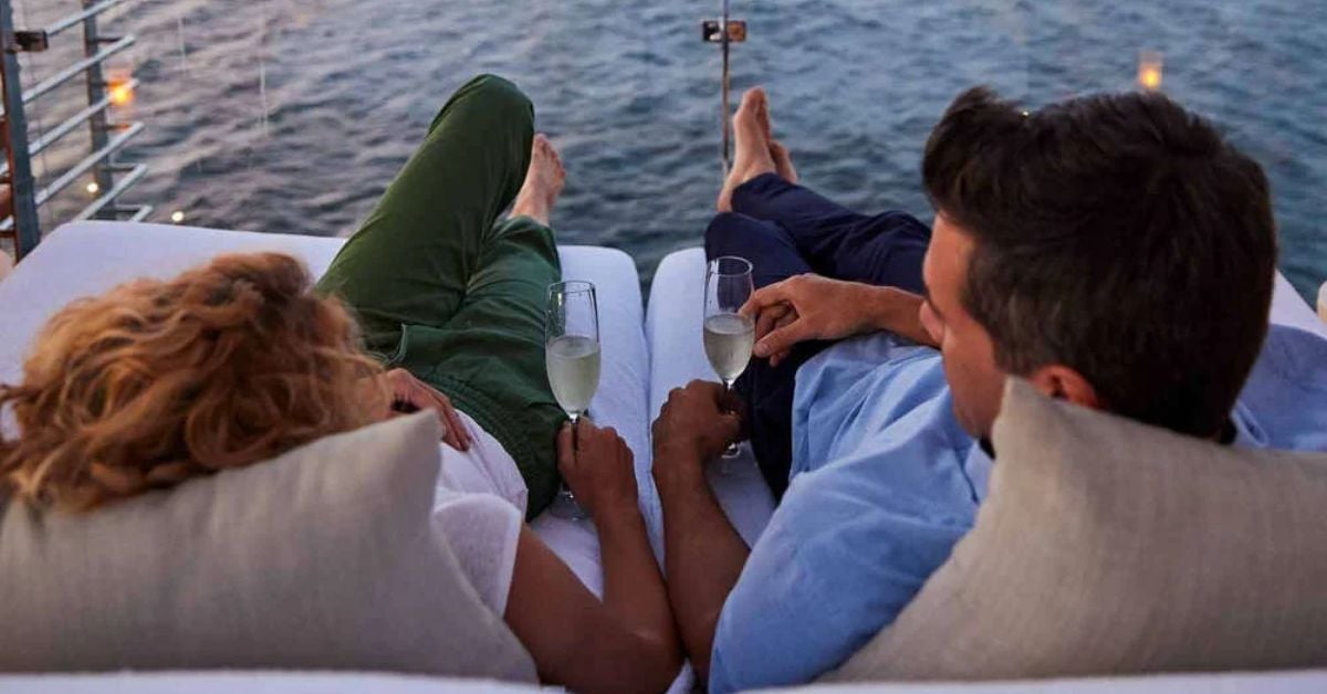 What To Expect From an Ultra-Luxury Ocean Cruise Experience