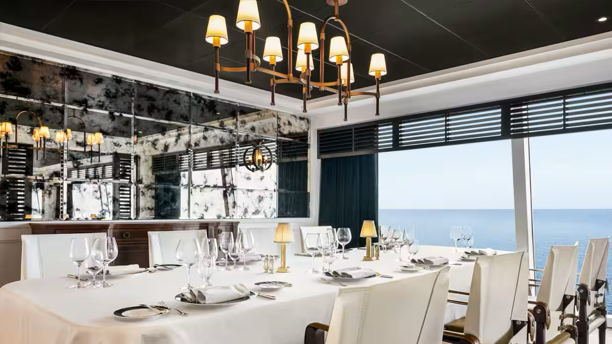 Vista-allura-culinary-experiences-culinary-masterpieces-ship-polo-1238X696-main-room-3