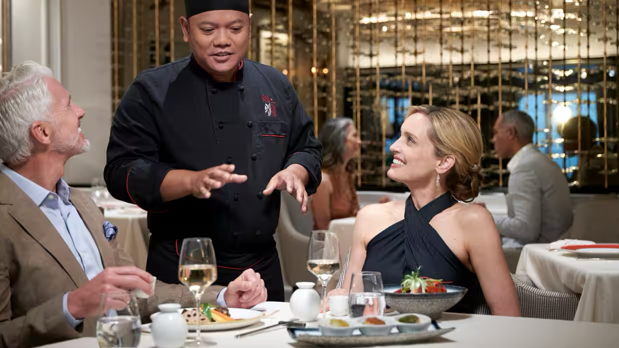 Vista-allura-culinary-experiences-culinary-masterpieces-ship-red-ginger-1238X696-main-room-3