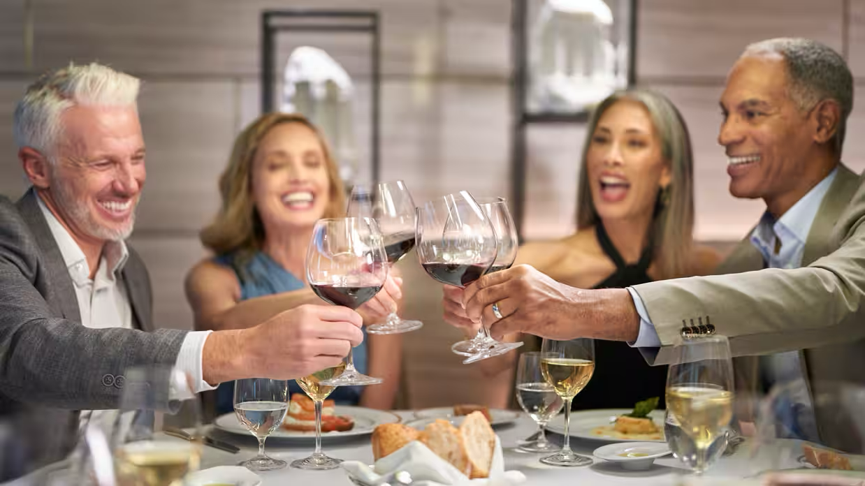 Vista-allura-culinary-experiences-culinary-masterpieces-ship-toscona-1238X696-main-room-5