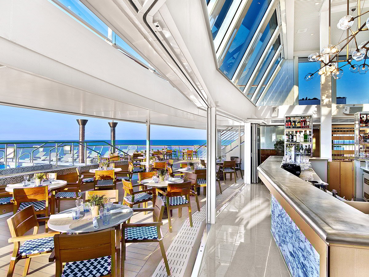 World Café _2025-12-29_18-06-35