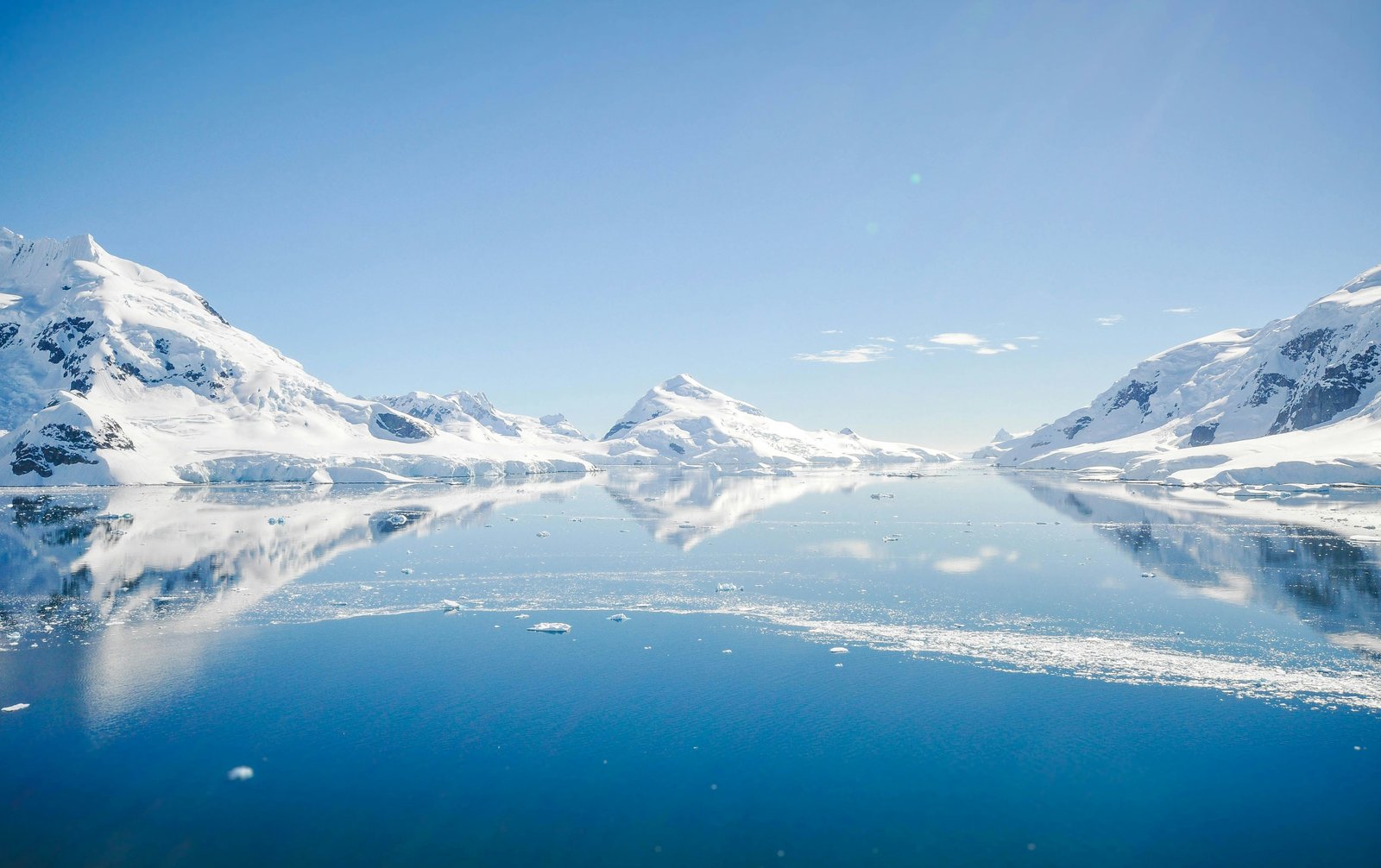 antarctica-landscape-web