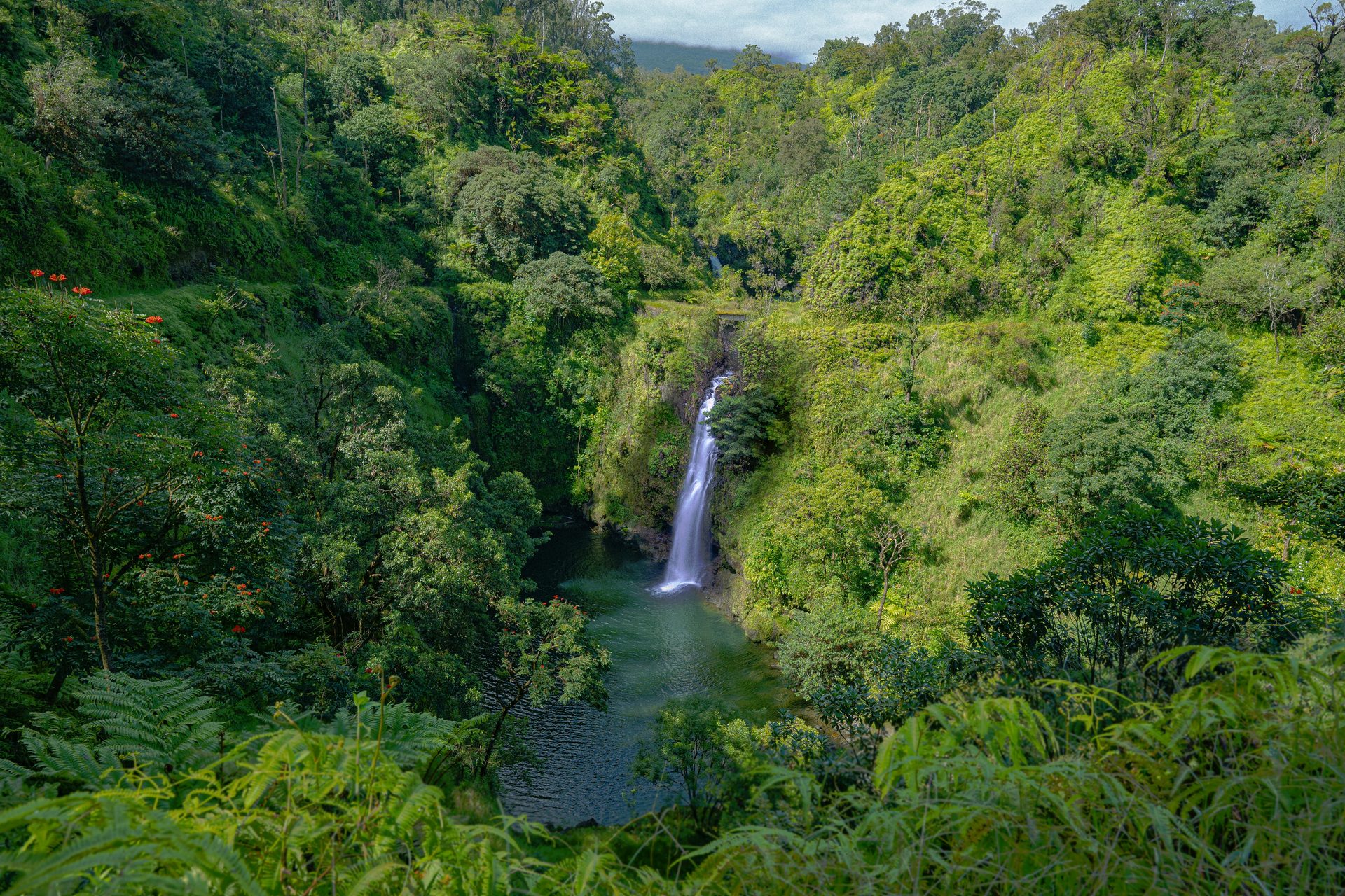 hana waterfall