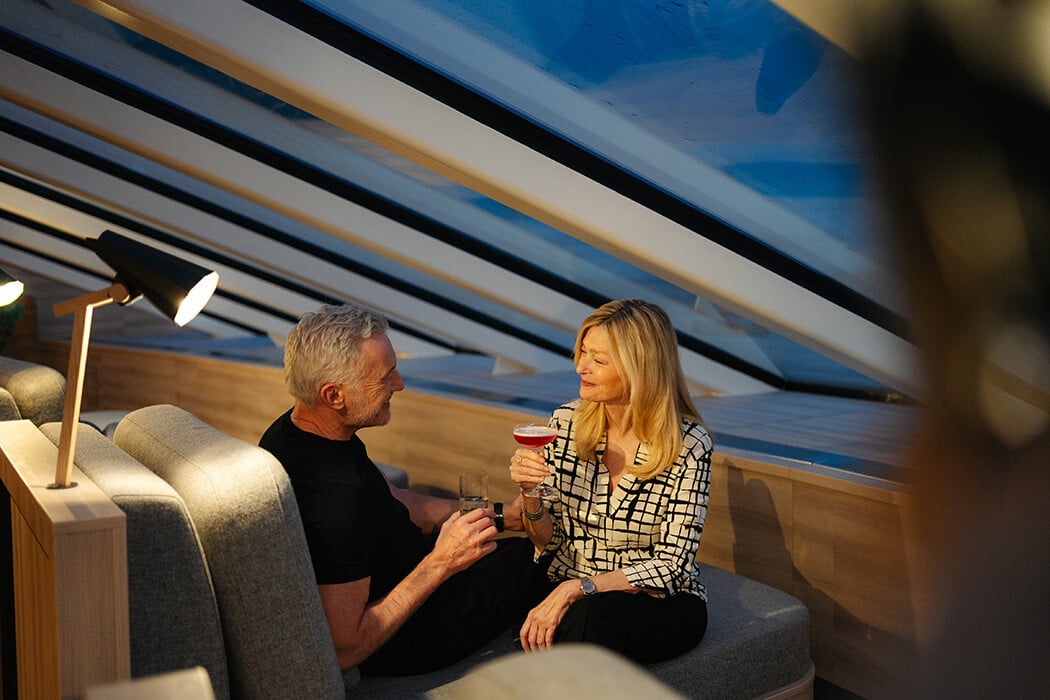 hx-explorer-lounge-40-38278583-Photo_Tuan_Lam