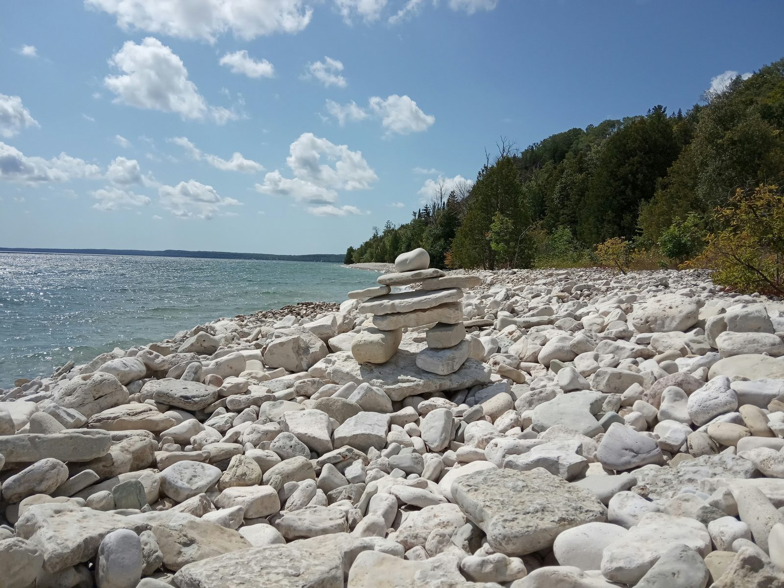 inukshuk-shoreline