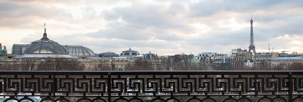 La Reserve Paris - View of Eifell Tower