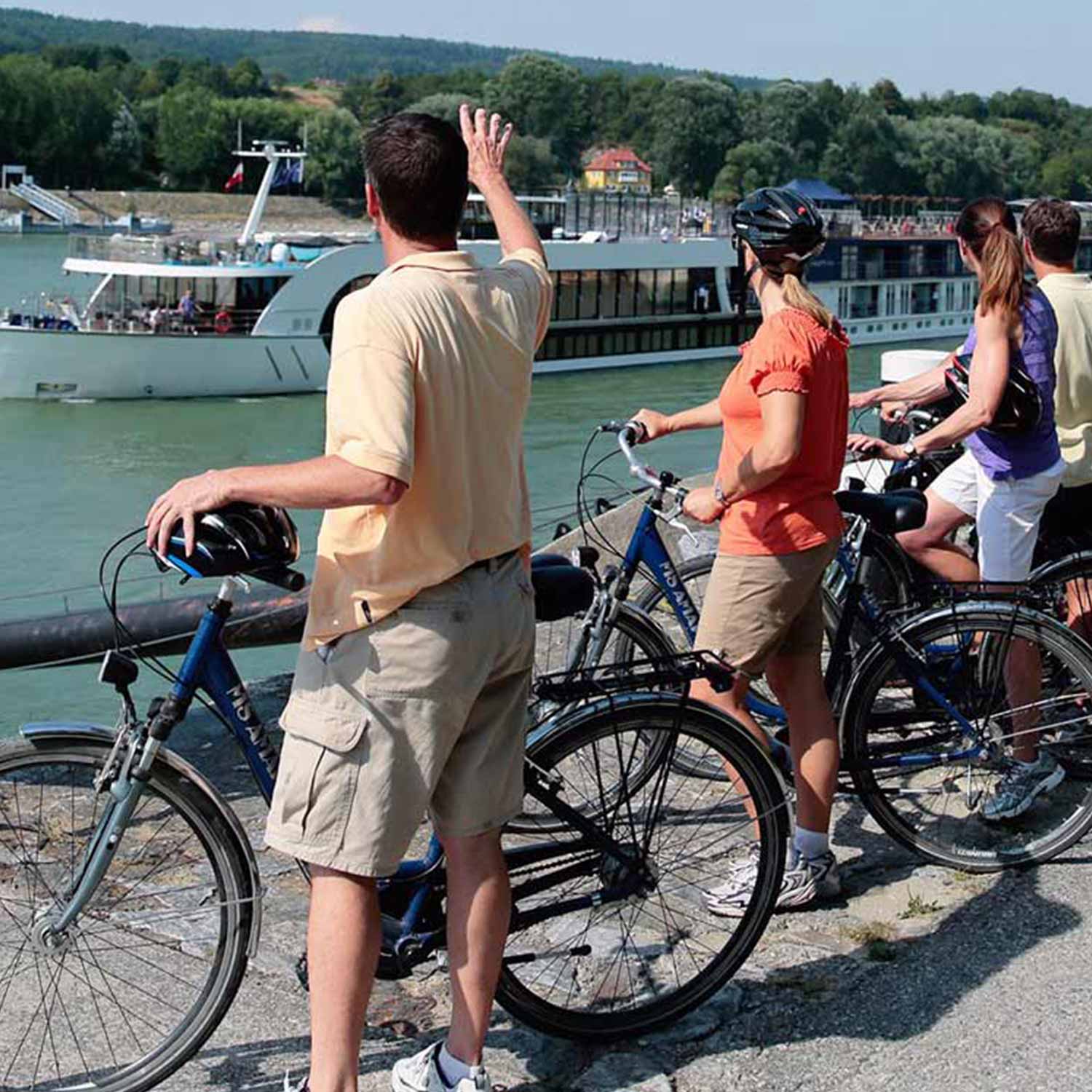 amawaterways-amamagna-bike-1500