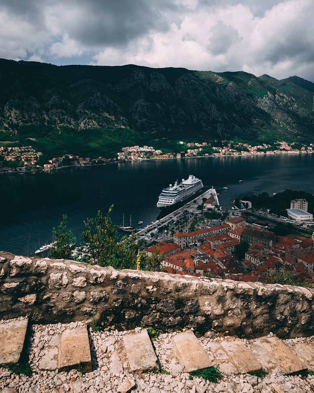 azamara-kotor-port-europe-1080x1350