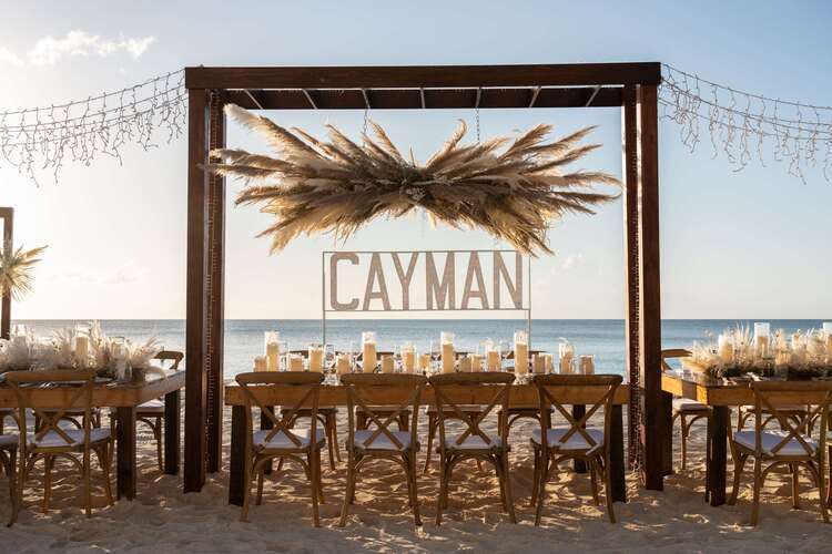 5 Pro Tips to Experience Grand Cayman Like a VIP